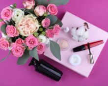 In an industry where transparency often takes a backseat, about-face is leading the charge to redefine beauty with clean, honest, and mindful formulations. By challenging the norm, the brand has carved a niche for itself as a beacon of integrity, offering cutting-edge products that are as safe and ethical as they are bold and innovative.